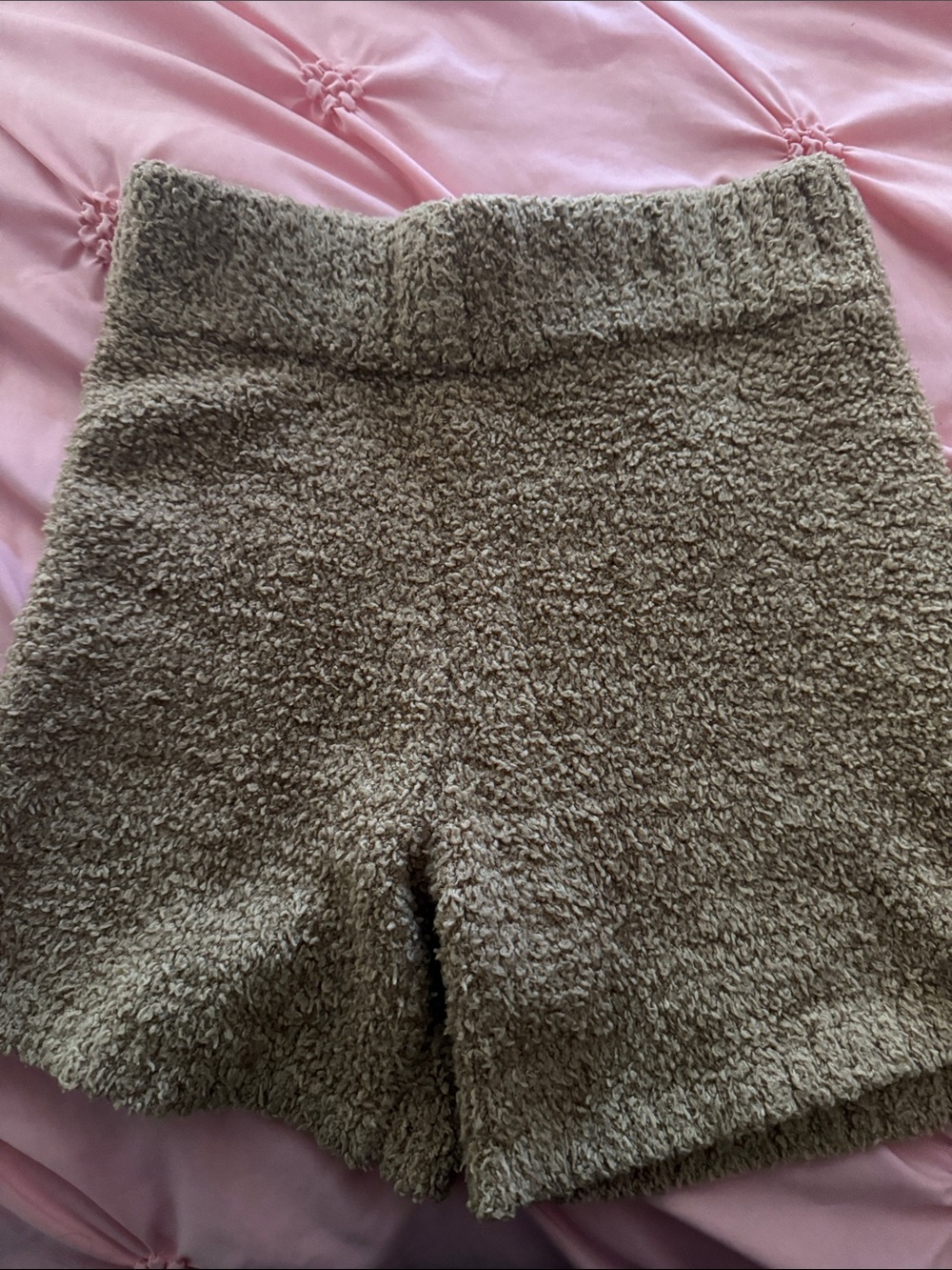 SKIMS High-Waist Sherpa Lounge Shorts - Taupe